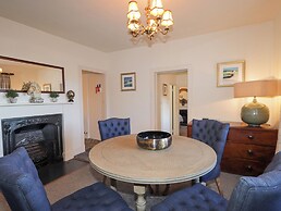 Cormack Lodge - Brodie Castle