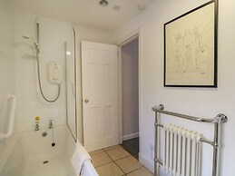Paye House - Cromarty
