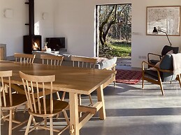 High Cogges Farm Holiday Cottages The Cart Shed