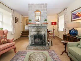 Steading Cottage - Craigievar Castle