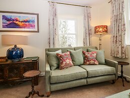 Steading Cottage - Craigievar Castle