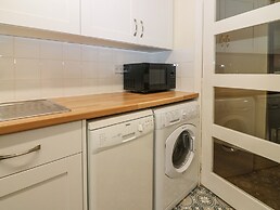 Steading Cottage - Craigievar Castle