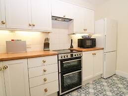 North Mains Cottage - Craigievar Castle