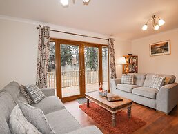 Fersit Log Cottage