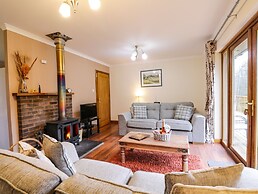 Fersit Log Cottage