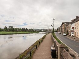 25 St. Georges Quay