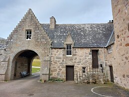 Courtyard Cottage - Drum Castle