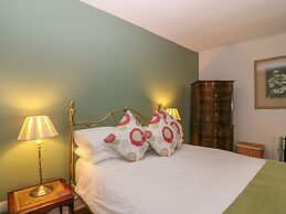 Courtyard Cottage - Drum Castle