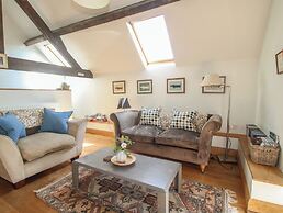 Foxholes Barn