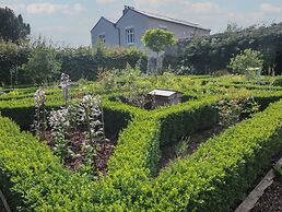 Foxholes Barn