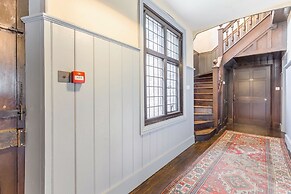 The Generals Quarters