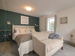 Crantock Lodge