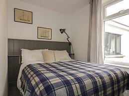 Crantock Lodge