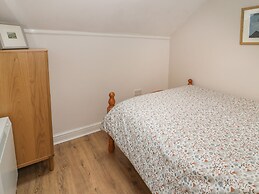 4 Arthur Terrace