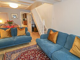 4 Arthur Terrace