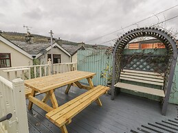 4 Arthur Terrace