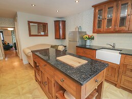 4 Arthur Terrace