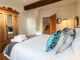 Dovecote Field House Farm