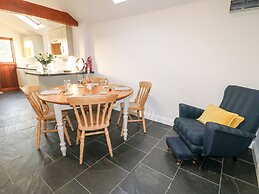 Dovecote Field House Farm