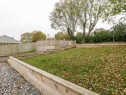 Flat 2, 38 Preston Road