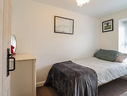 3 Barlwyd Terrace
