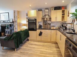 3 Barlwyd Terrace
