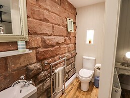 Horton Lodge Boathouse