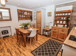 Horton Lodge Boathouse