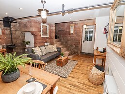 Horton Lodge Boathouse