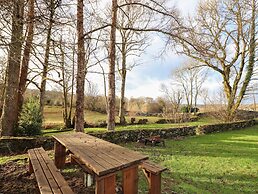 Smithy Cottage at Bowland Bridge