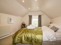 Great Western Farmhouse