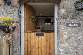 Crooks