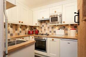 Stone Cottage at Staveley