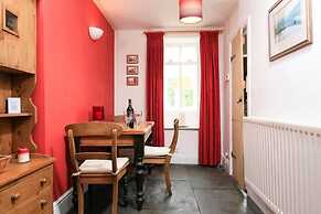 Stone Cottage at Staveley