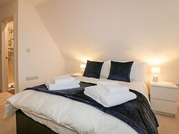 Lily Cottage