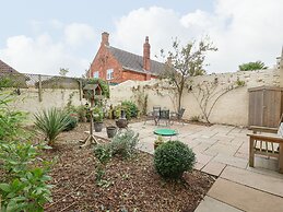 Gabby's Garden Cottage