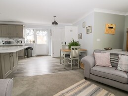 Gabby's Garden Cottage