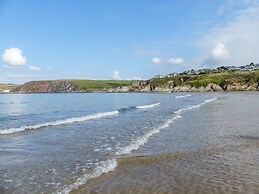 3 Rock Cottages