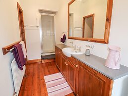 Hallbrook Cottage