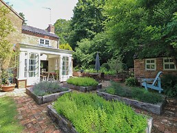 Sunny Cottage