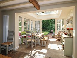 Sunny Cottage