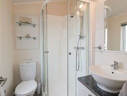 Oyster Bay Lodge