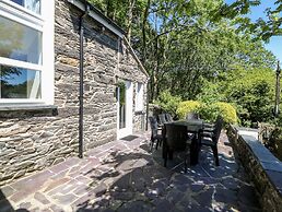 Yr Hen Ysgol, The Old School