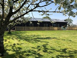 1 Barn Cottages