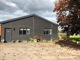 2 Barn Cottages