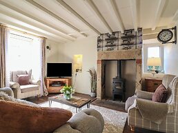 Coupling Cottage