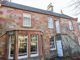 Pear Cottage - Priorwood Garden