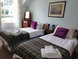 Upper West Wing Flat - Tarvit