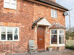 1 Royal Oak Cottages