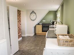 1 Royal Oak Cottages